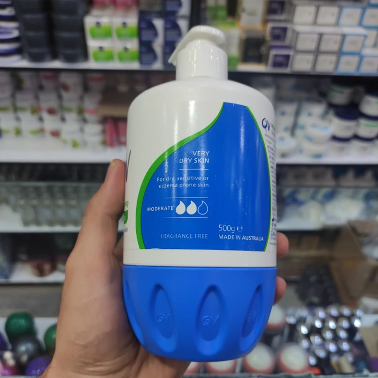 کرم مرطوب کننده و آبرسان کیو وی اورجینال500 میل