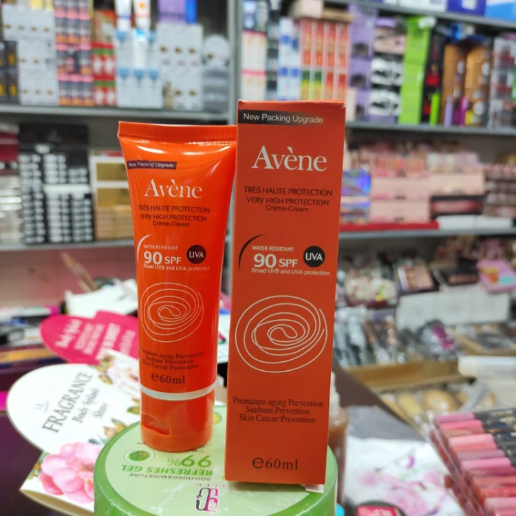ضد آفتاب اون بی رنگ SPF 90 فرانسه فاقد چربی