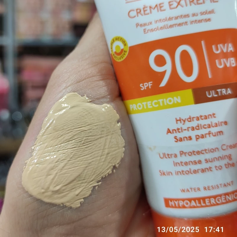 تست ضد افتاب کرم پودری اوریاژ