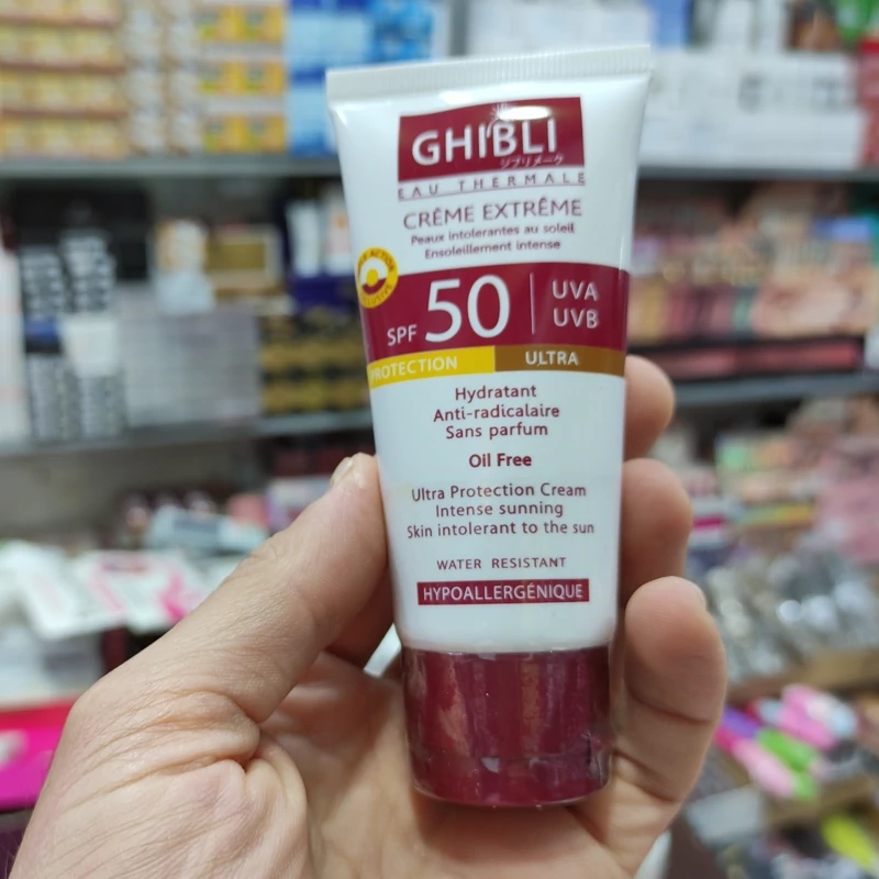 ضد آفتاب کرم پودری جبلی فاقد چربی SPF 50