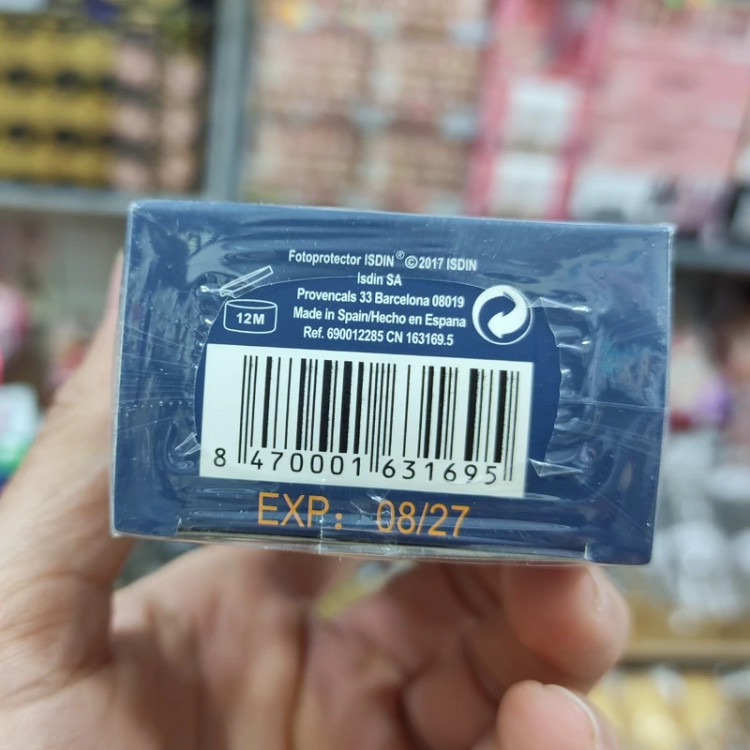 ضد آفتاب ایزدین مدل Sport SPF 50 اسپانیا