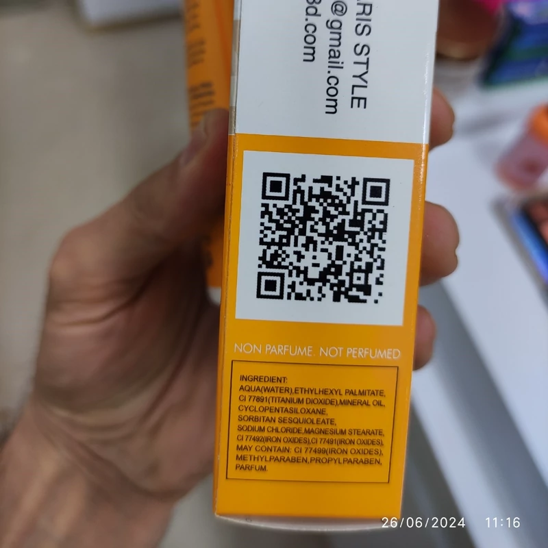 ضد افتاب بی رنگ گلدن مود SPF 50 مخصوص پوست های خشک و حساس با مواد گیاهی اورجینال