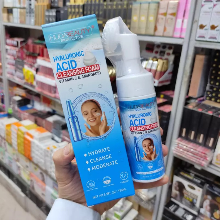 فوم شستشوی صورت هیالورنیک اسید 10 کاره هدا بیوتی