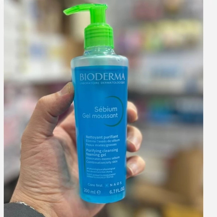 ژل شتسشوی صورت سبیوم پوست چرب و مختلط بیودرما