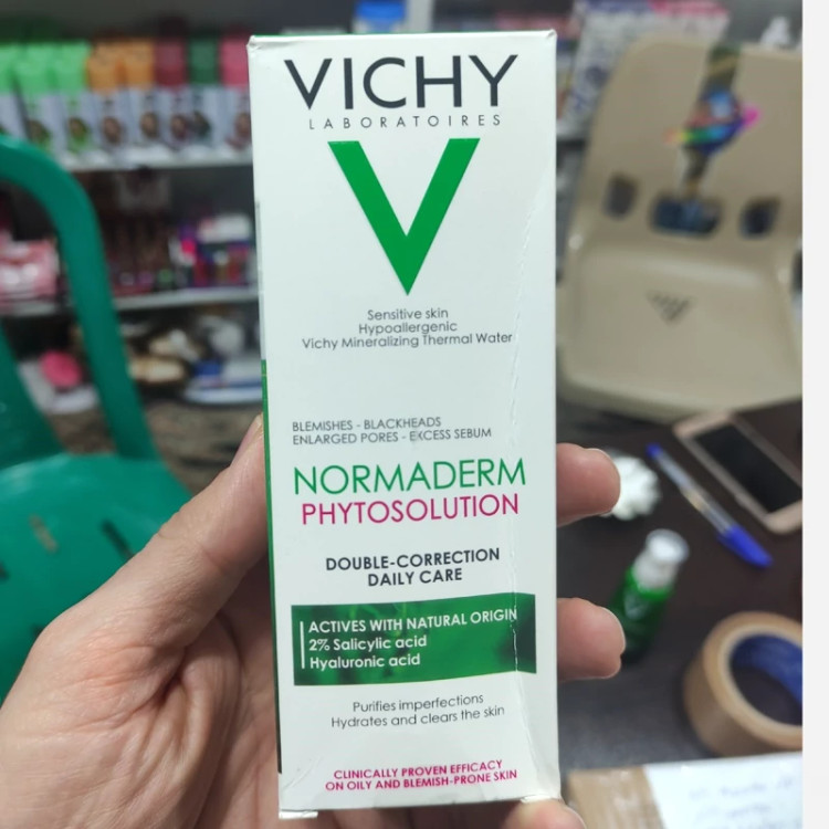 سرم آبرسان و مرطوب کننده فیتوسولوشن نورمادرم ویشی