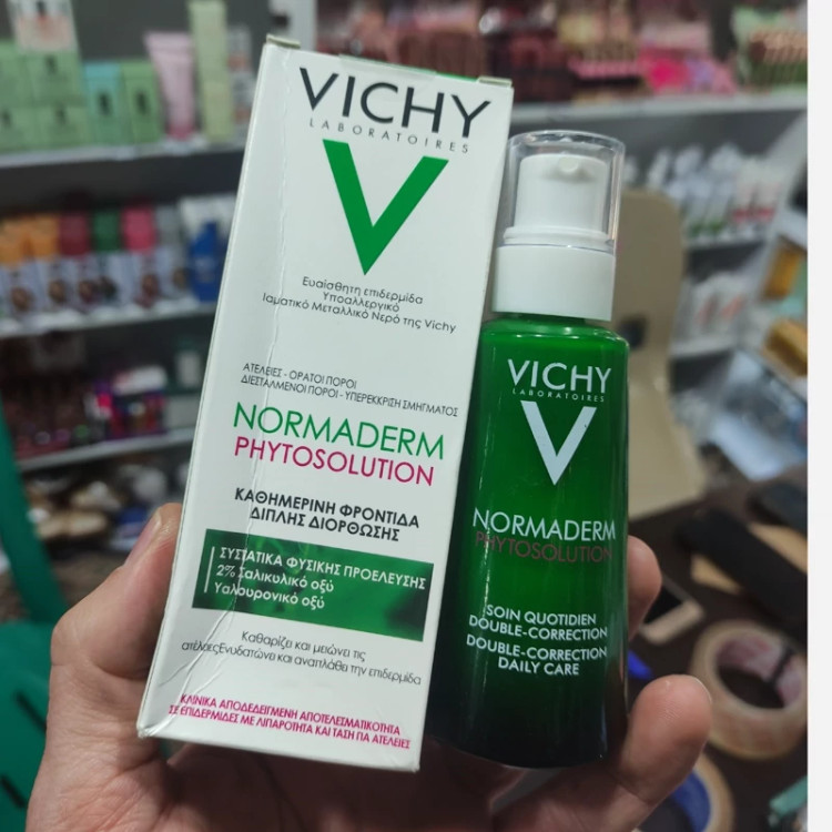 سرم آبرسان و مرطوب کننده فیتوسولوشن نورمادرم ویشی