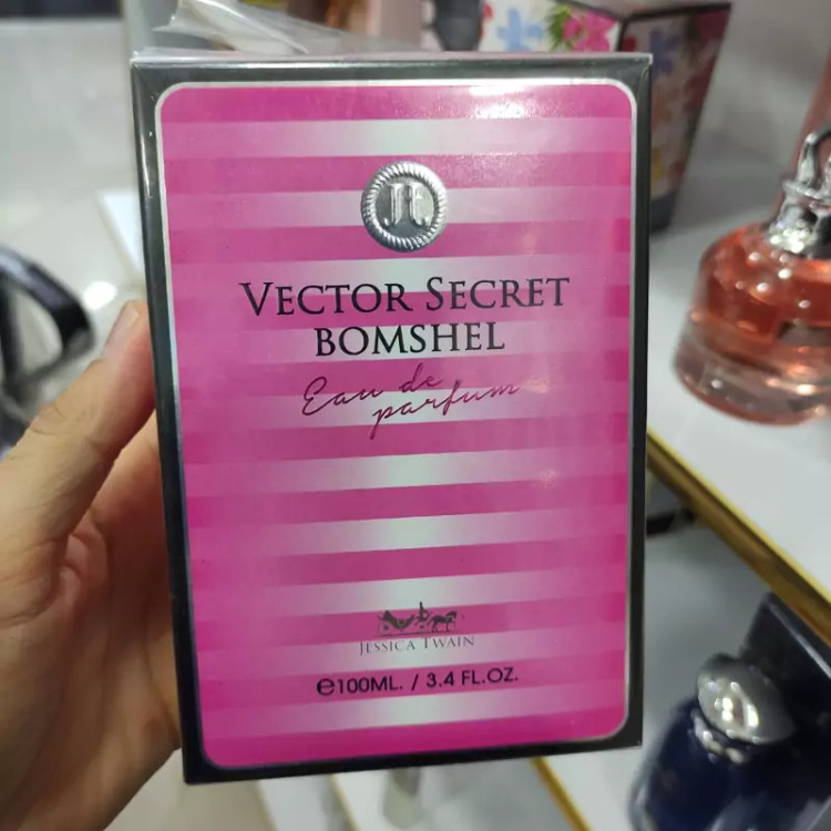 ادکلن ویکتوریا سکرت بامبشل جسیکا تواین