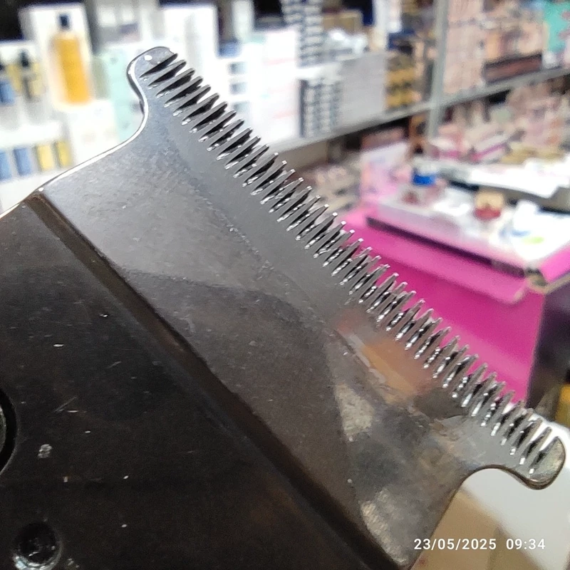 خط زن فیلیپس مدل PH-880 تحت لیسانس هلند