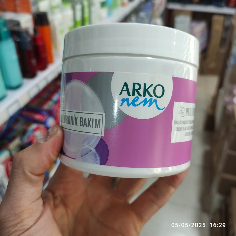 کرم مرطوب کننده آرکو نم ترکیه مدل هیالورنیک 420 میل